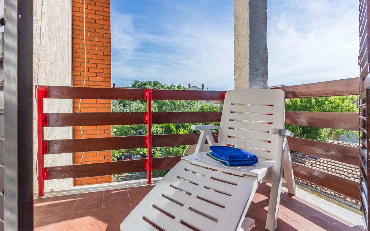 Three-Bedroom Apartment Meden Pomer Esterno foto