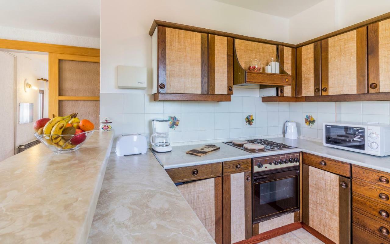 Three-Bedroom Apartment Meden Pomer Esterno foto