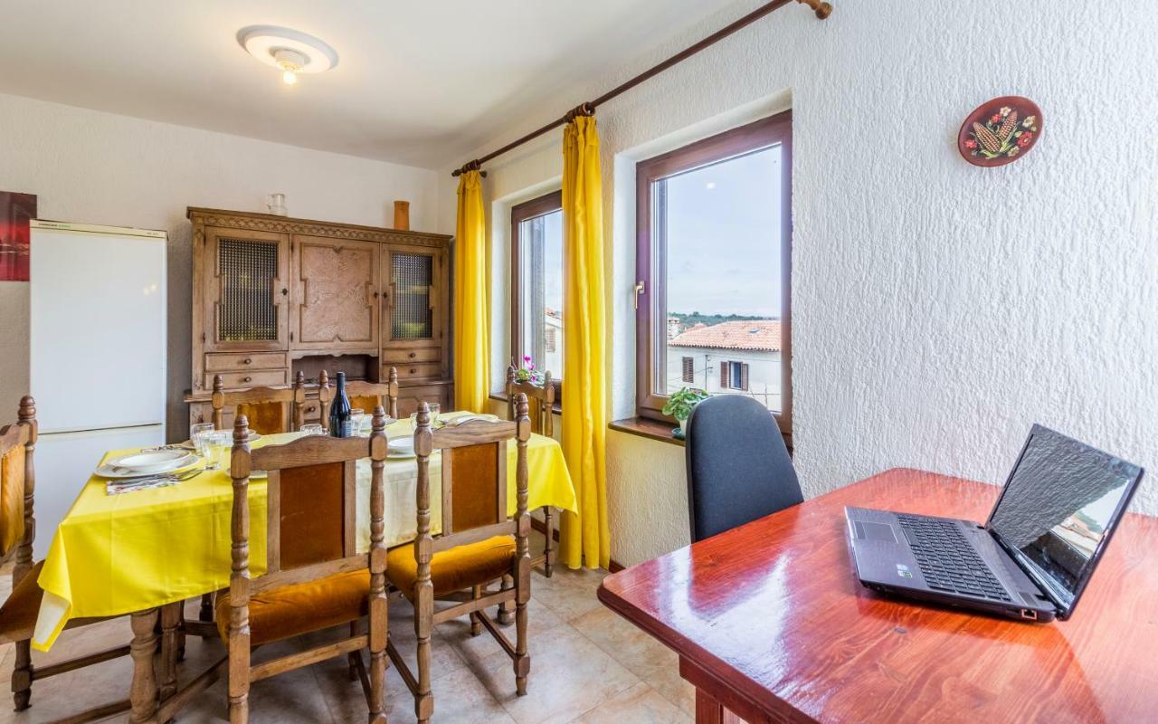 Three-Bedroom Apartment Meden Pomer Esterno foto