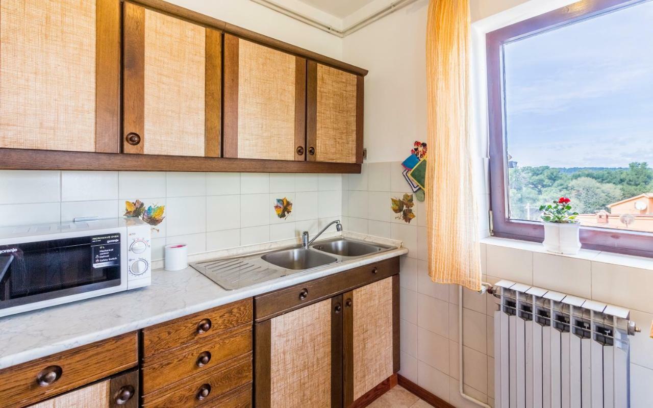 Three-Bedroom Apartment Meden Pomer Esterno foto